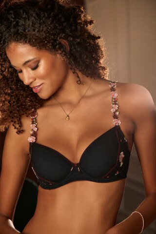 LASCANA T-shirt Bra 'Spacer' in Black: front