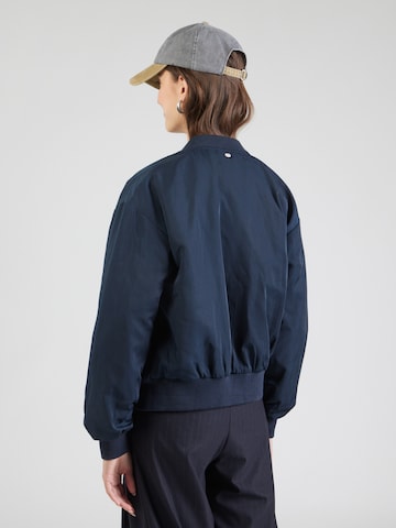 Geacă de primăvară-toamnă 'Ellanora' de la NÜMPH pe albastru