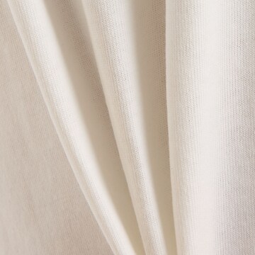 Maglia extra large di new balance in bianco