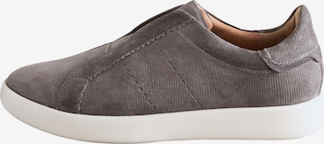 pilka Next Loaferai: priekis