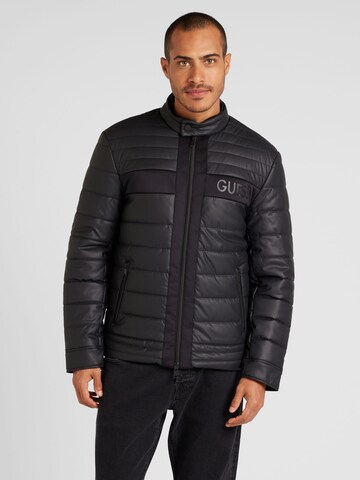 GUESS Демисезонная куртка в Черный: спереди