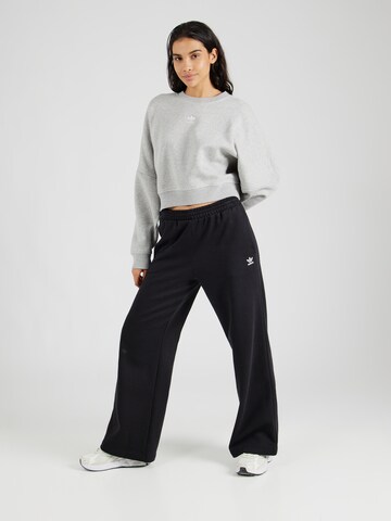 Sweat-shirt 'Essentials' ADIDAS ORIGINALS en gris