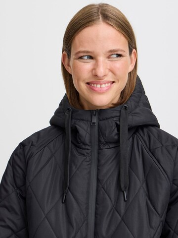 Cappotto invernale 'Belis' di b.young in nero