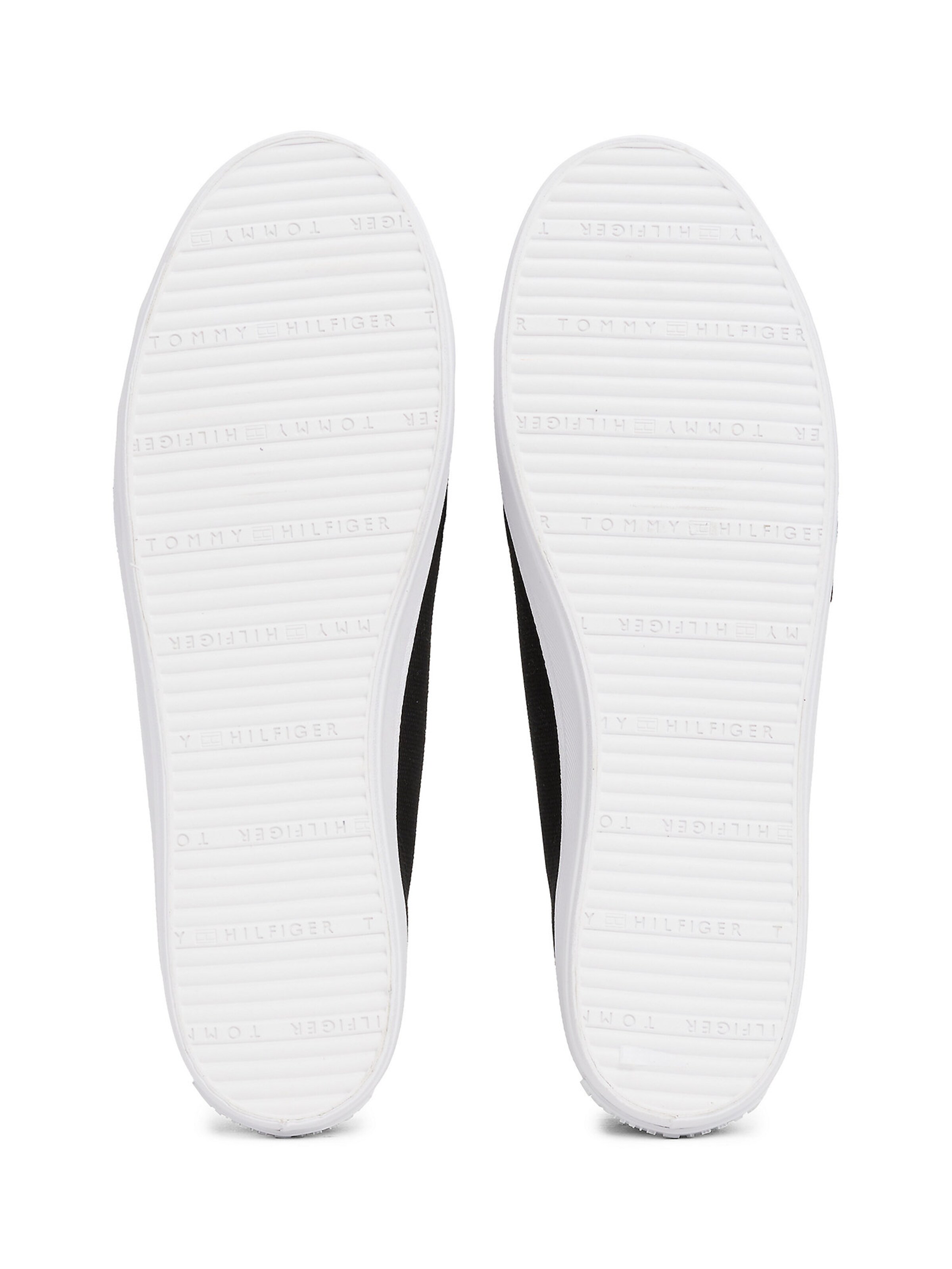 TOMMY HILFIGER Sneakers laag in Zwart