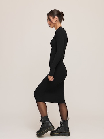 A LOT LESS - Vestido 'Christina' en negro