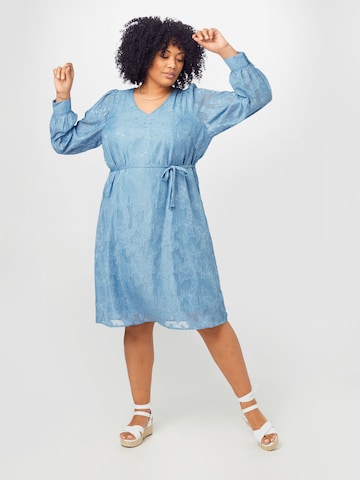 Robe 'Metty' KAFFE CURVE en bleu