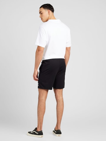 Hummel Regular Sportshorts 'GO 2.0' in Schwarz