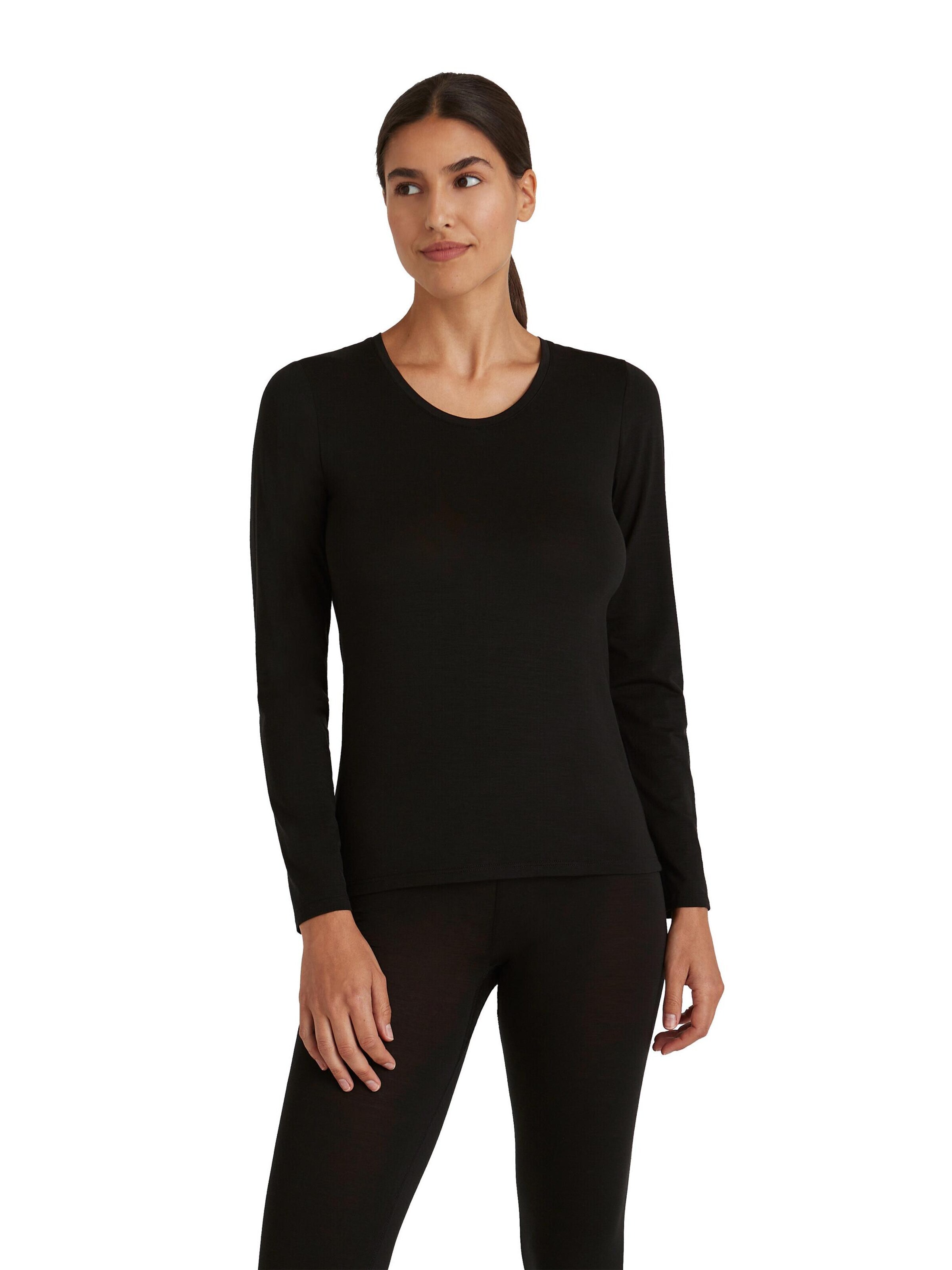 FALKE Undershirt in Black: front