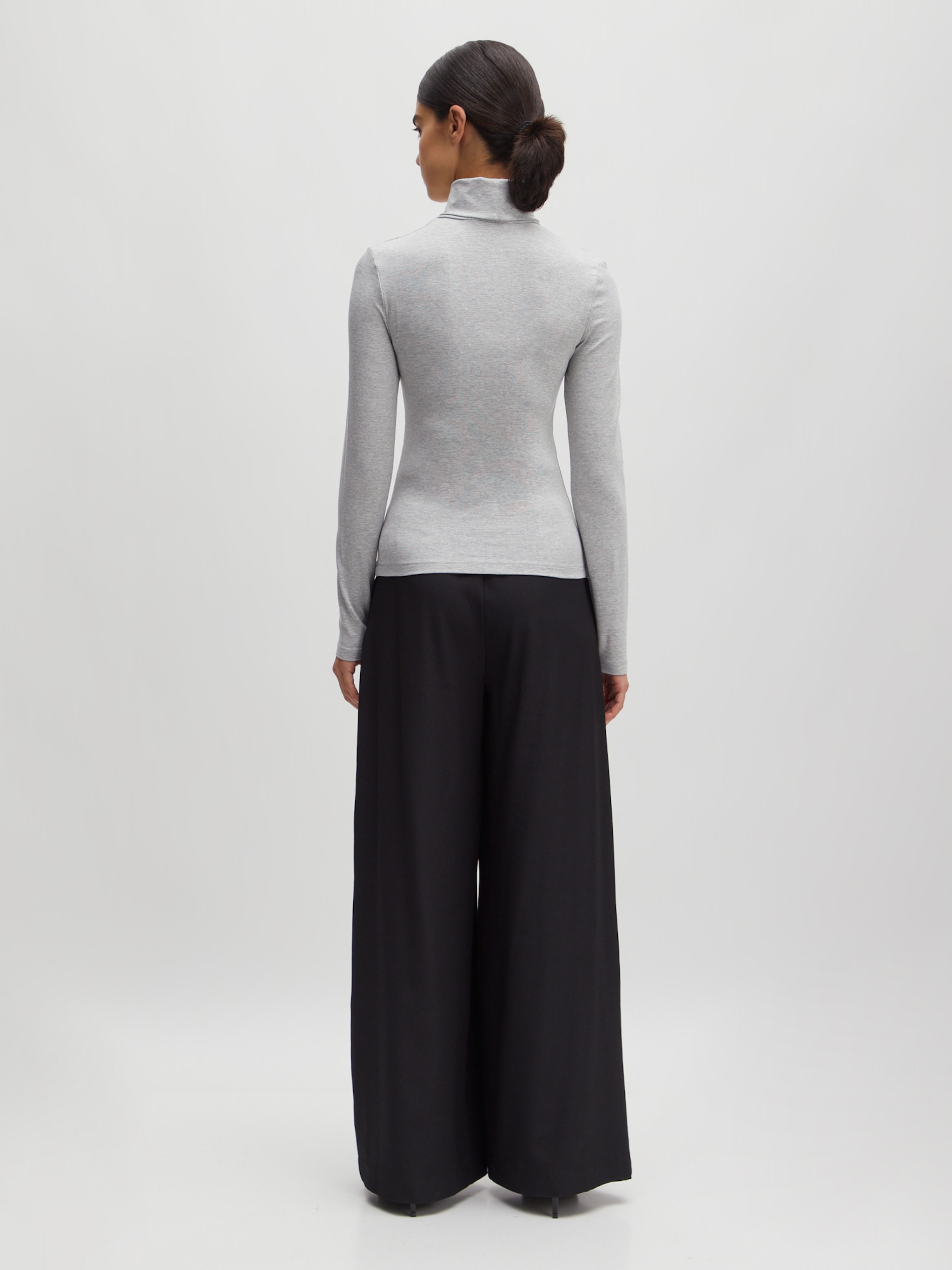 EDITED Shirt 'Raya' Grijs