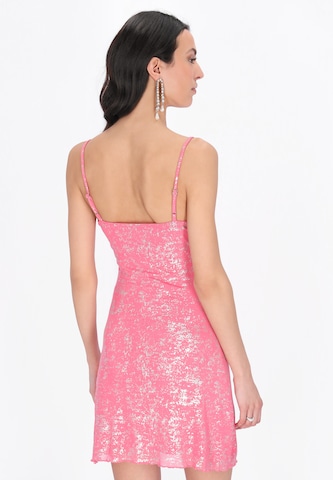 Robe faina en rose