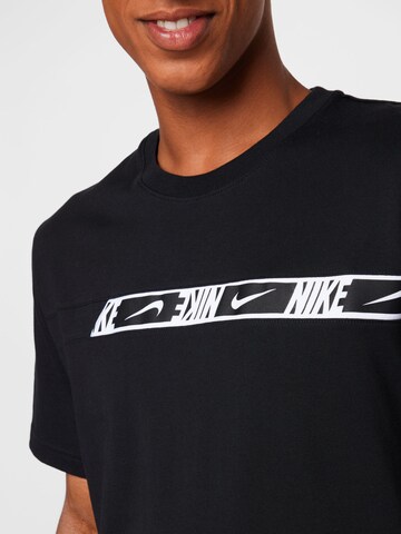 Nike Sportswear T-Shirt in Schwarz
