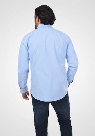 Coupe regular Chemise Casual Friday en bleu