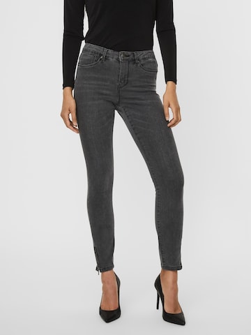VERO MODA Jeans 'TILDE' in Grey: front