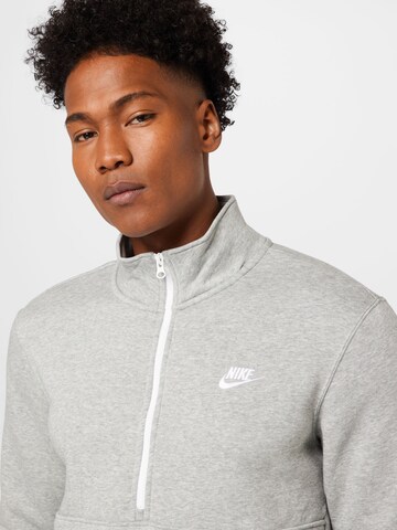 Nike Sportswear Свитшот в Серый