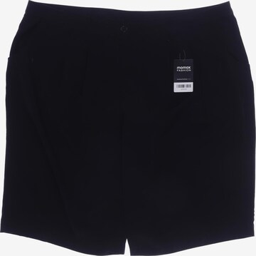 SHEEGO Shorts in 6XL in Black: front