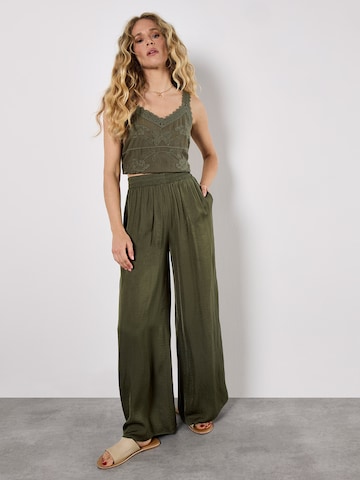 Pantalon Apricot en vert : devant