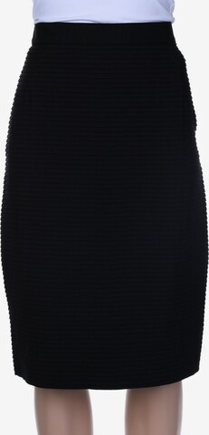AKRIS Skirt in XL in Black: front