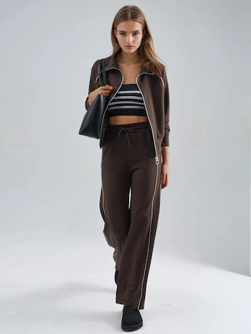 Tuta da jogging di Hiccup in marrone