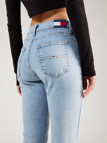 Tommy Jeans Kitsas Teksapüksid 'SYLVIA HIGH RISE SKINNY', värv sinine