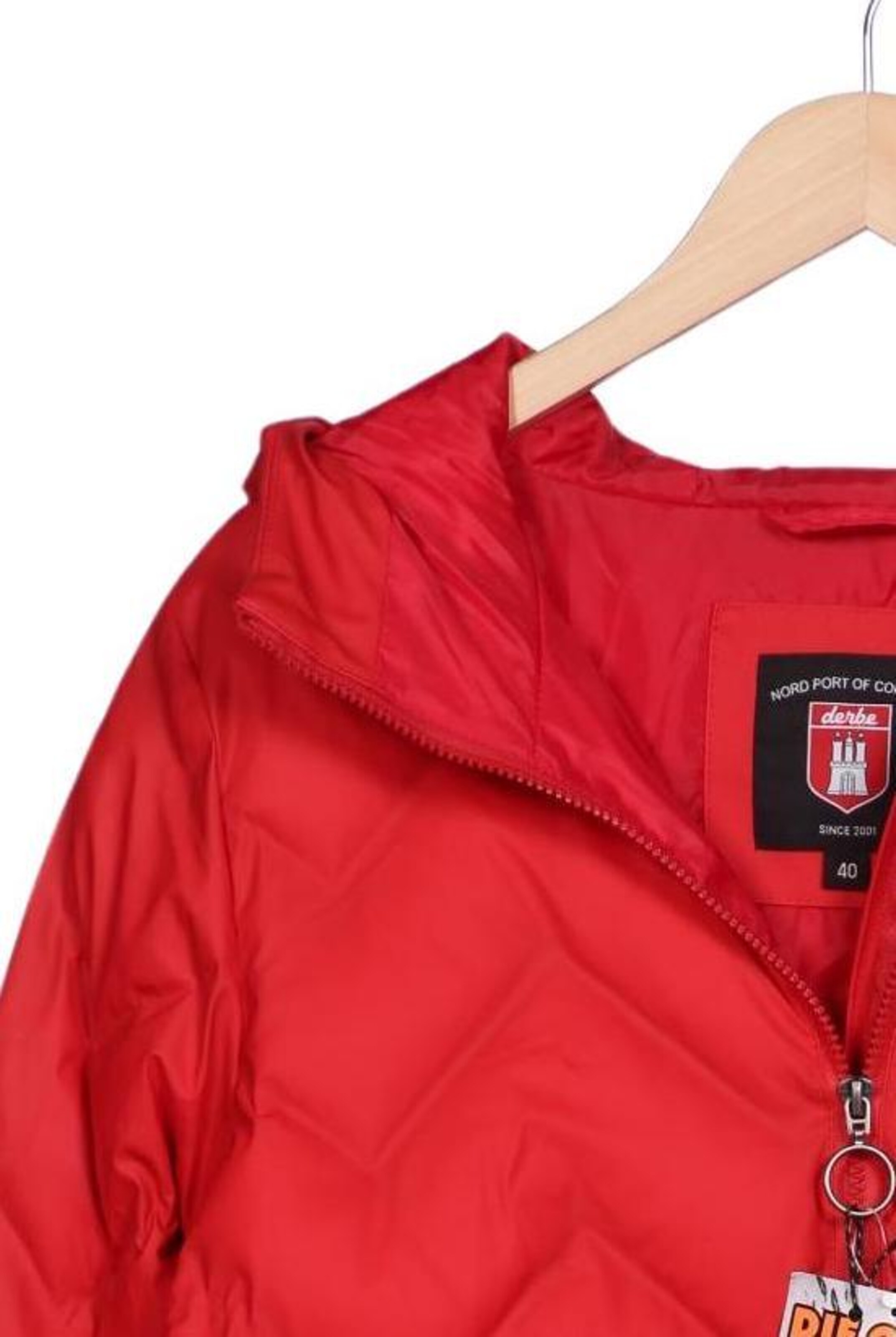 Derbe Jacket & Coat in L in Red