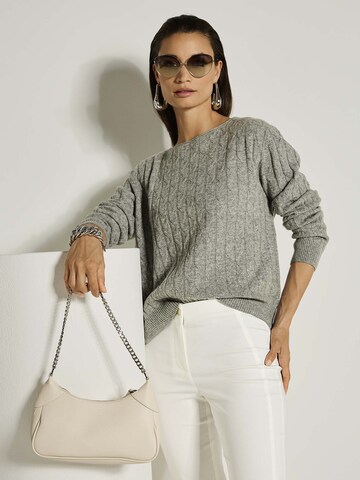 Pull-over MADELEINE en gris