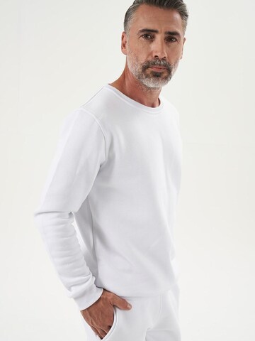 LOUIS LECLER Sweatshirt 'Carter' in Wit