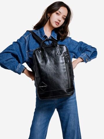 Victoria Hyde Backpack ' Cowboy ' in Black: front