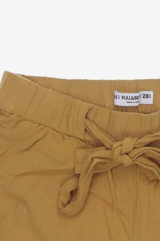 Pull&Bear Shorts in M in Orange