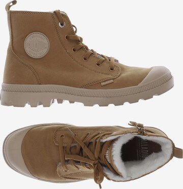 Palladium Dress Boots in 40 in Brown: front
