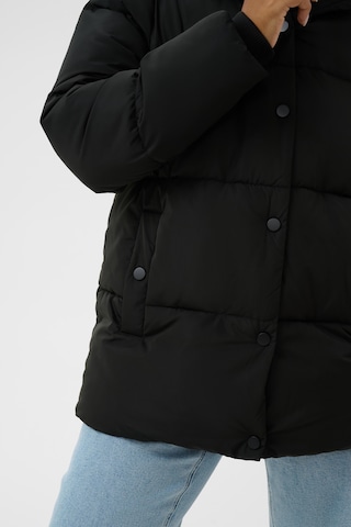 KAFFE CURVE Between-Season Jacket in Black