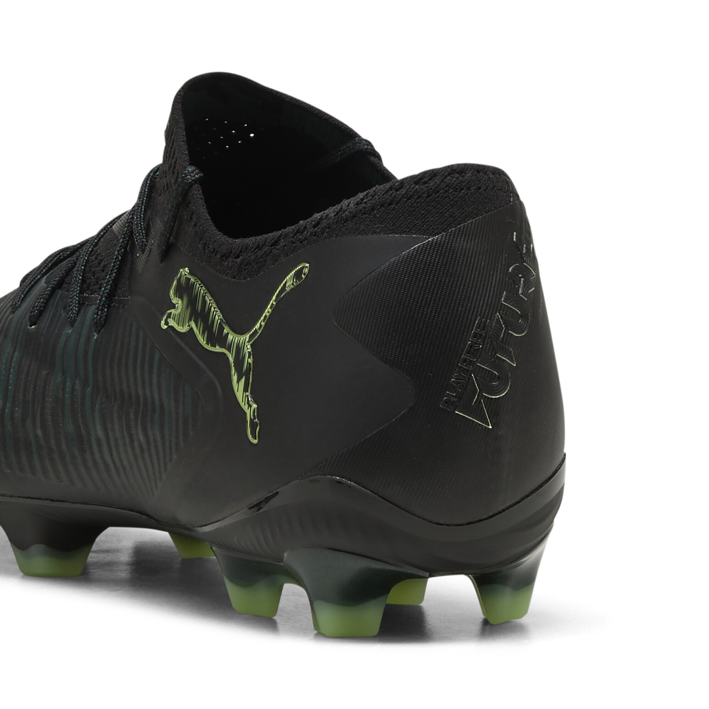 Chaussure de foot 'Future 8 Ultimate' PUMA en noir