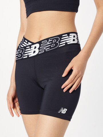 new balance Skinny Spodnie sportowe w kolorze czarny