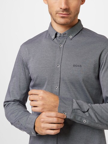 Slim fit Camicia 'BIADO' di BOSS Green in grigio