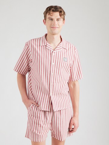 Kaotiko Comfort fit Button Up Shirt 'SUMO' in Red: front
