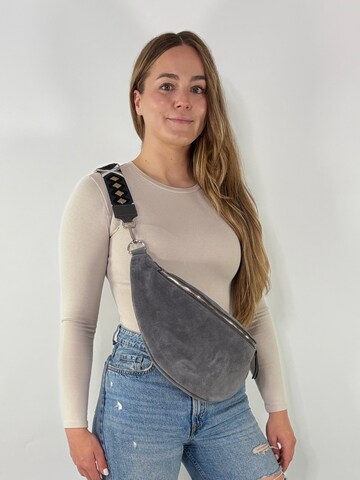 lePelou Fanny Pack 'TRAMA' in Grey