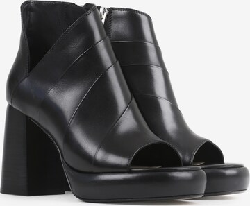 BRONX Stiefelette 'Ginn-Y' in Schwarz