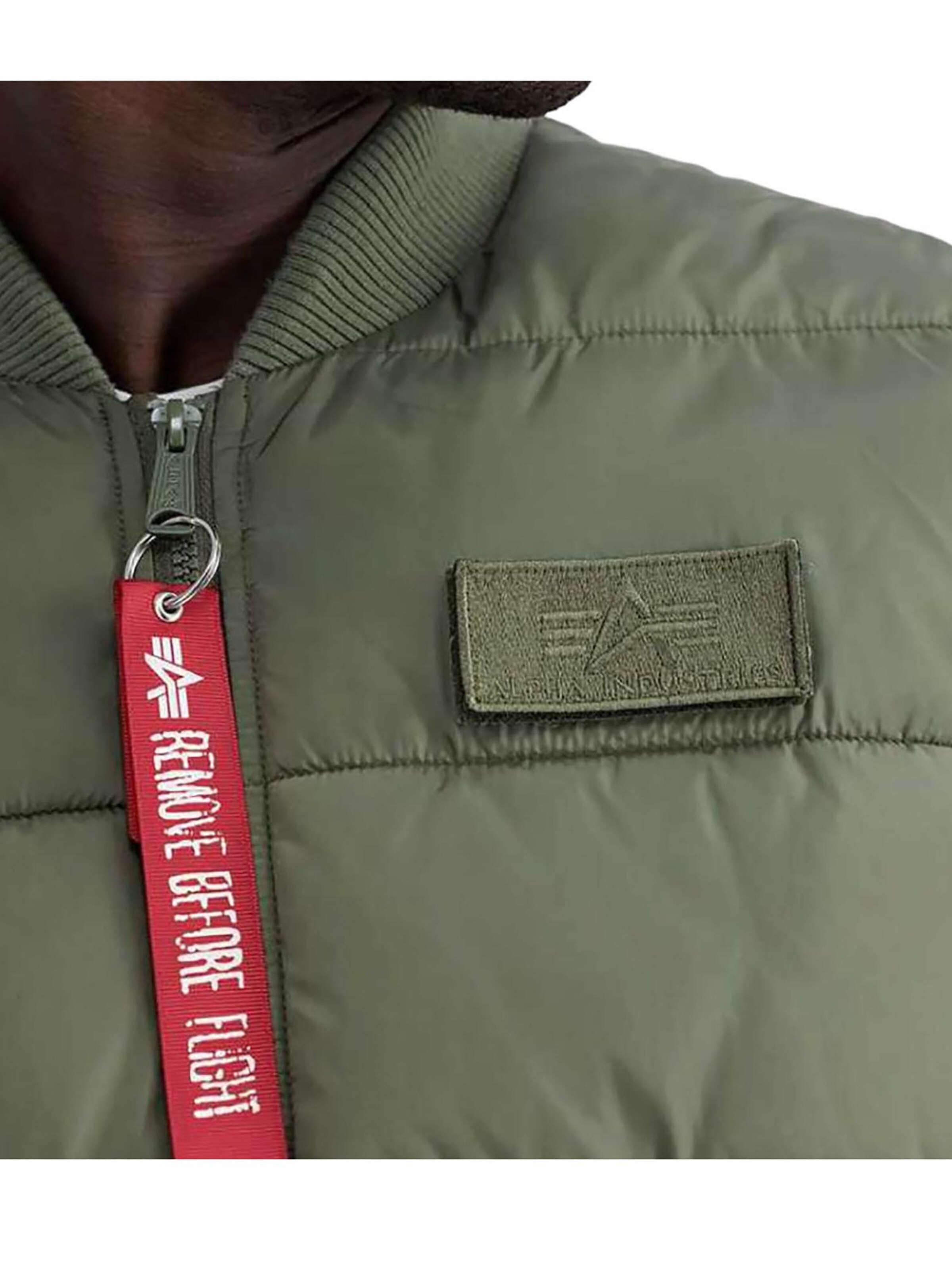 ALPHA INDUSTRIES Vest 'Puffer' in Green