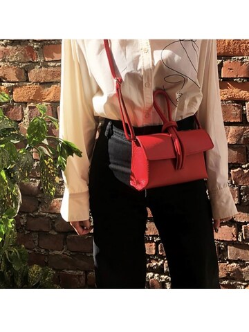 Florence Handbag in Red: front