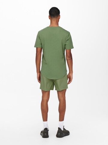 Only & Sons - Ajuste regular Camiseta 'Matt' en verde