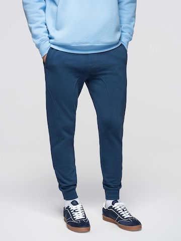 Ombre Regular Broek 'OM-PABS-0305' in Blauw: voorkant