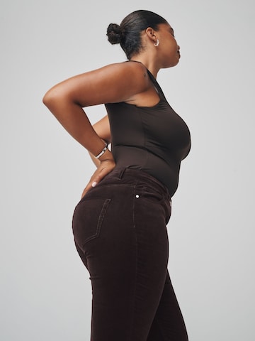 Next Skinny Hose in Braun