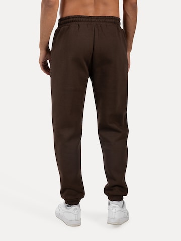 Smilodox Tapered Ilyas Casual Classic Pants in Braun