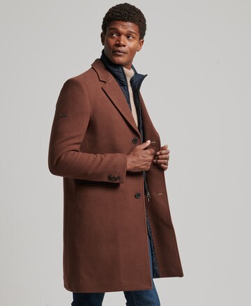 Manteau d’hiver Superdry en marron