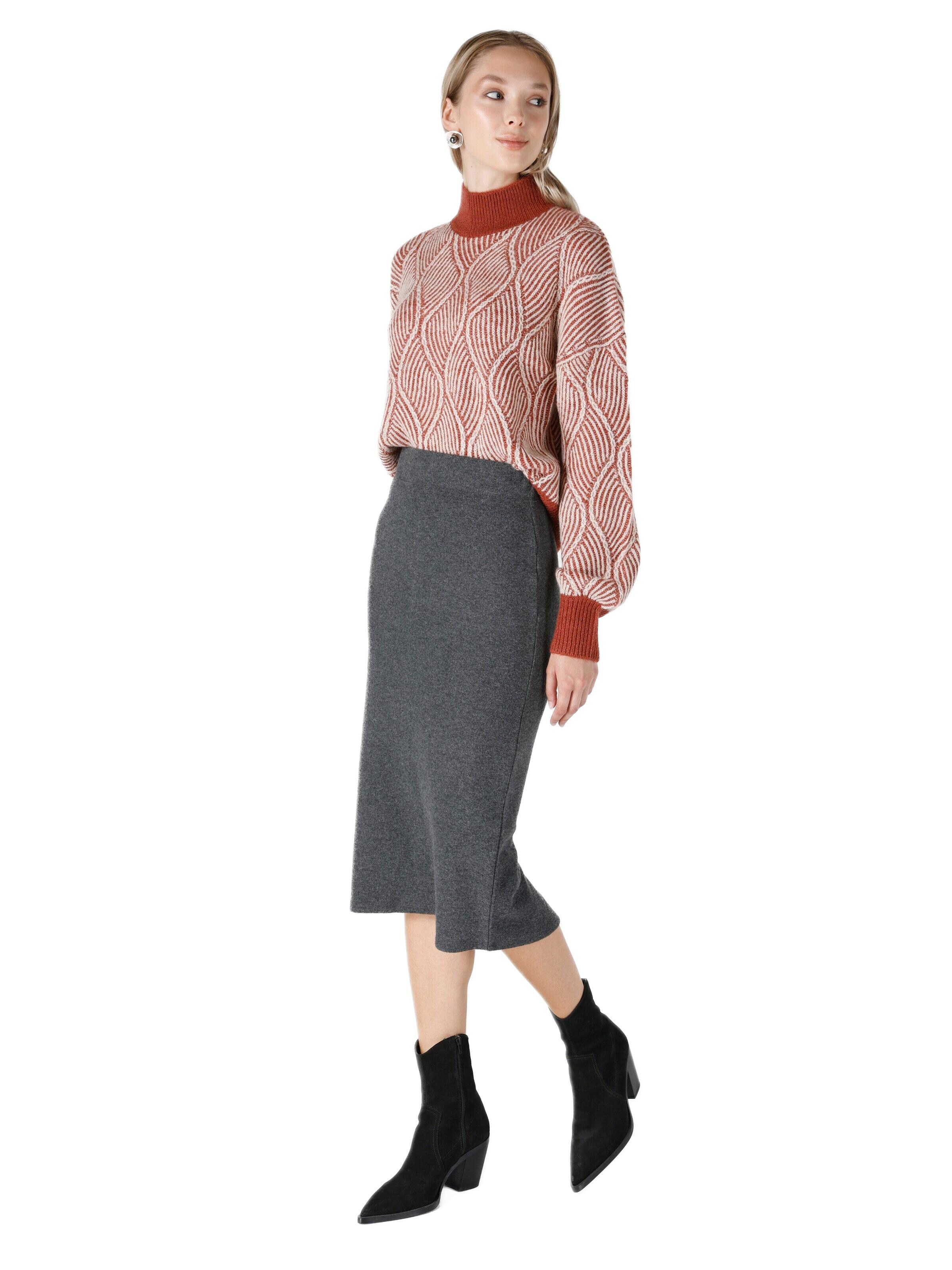 Colin's Skirt in Grey