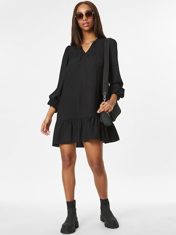 Robe Oasis en noir