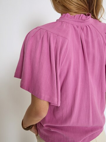 Peppercorn Blouse 'Hannah' in Roze
