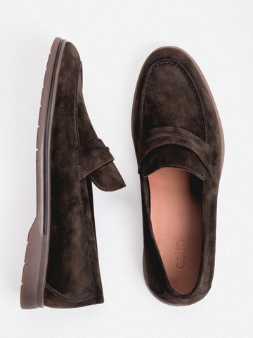 Estro Mocassins in Bruin