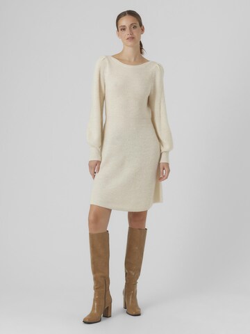 Robe VERO MODA en beige