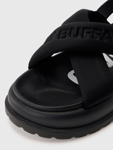 BUFFALO Szandálok 'PALMA' - fekete