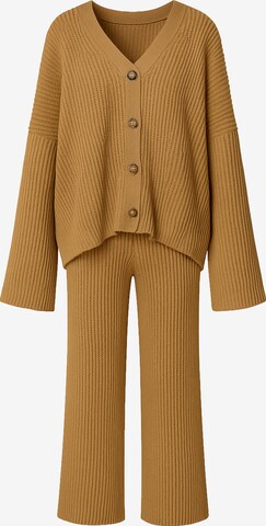 Elara Hausanzug in Braun: Vorderseite